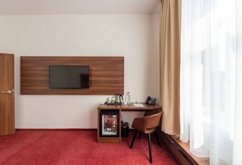 豪华房间, Bohemia Inn