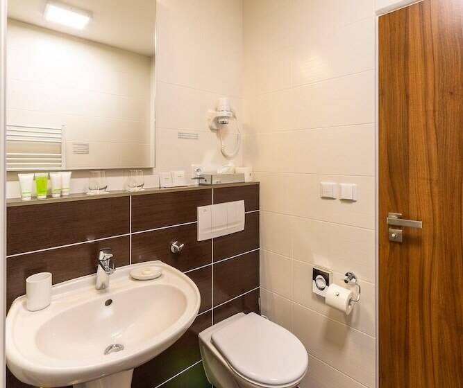 豪华房间, Bohemia Inn