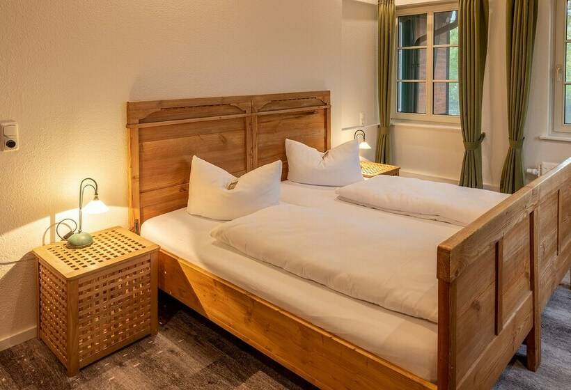 スタンダードルーム, Butz