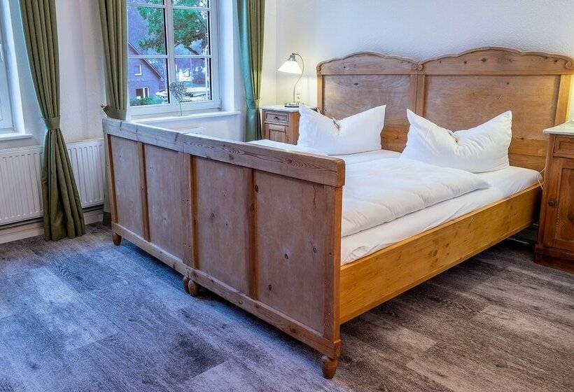 Номер Стандарт, Butz