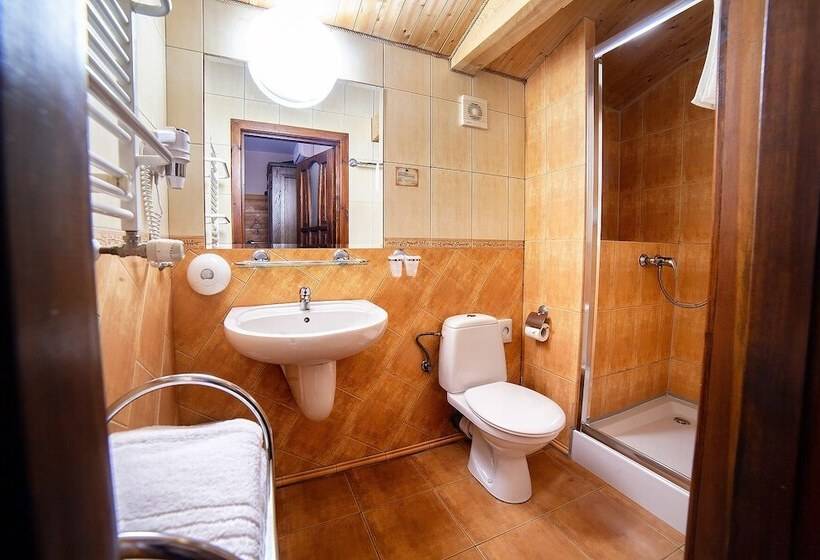 غرفة قياسية, Dworek Wapionka