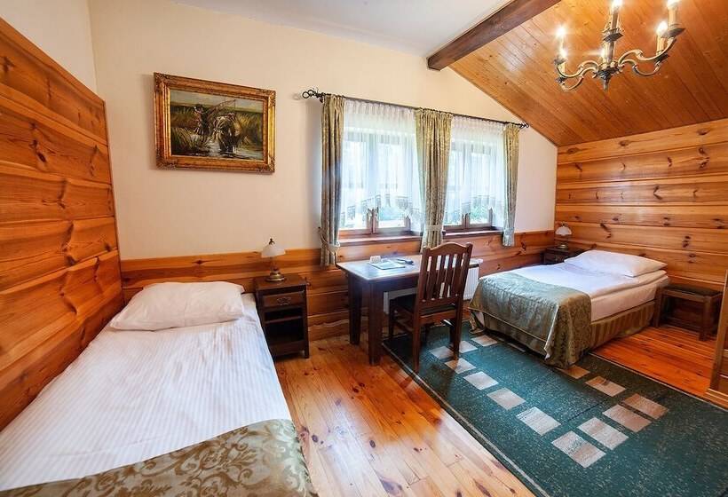 غرفة قياسية, Dworek Wapionka