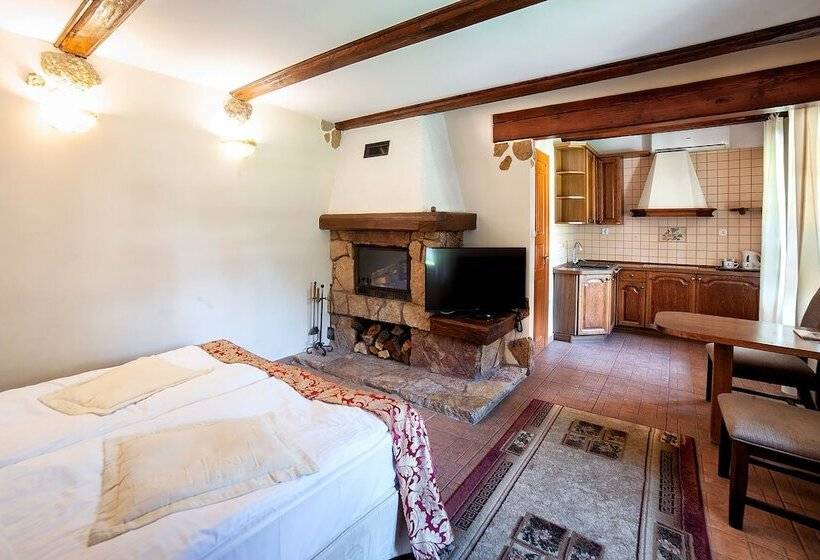 غرفة ديلوكس, Dworek Wapionka