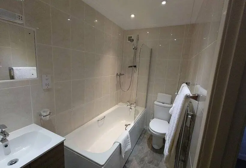 Standard Yhden Hengen Huone, Golspie Inn