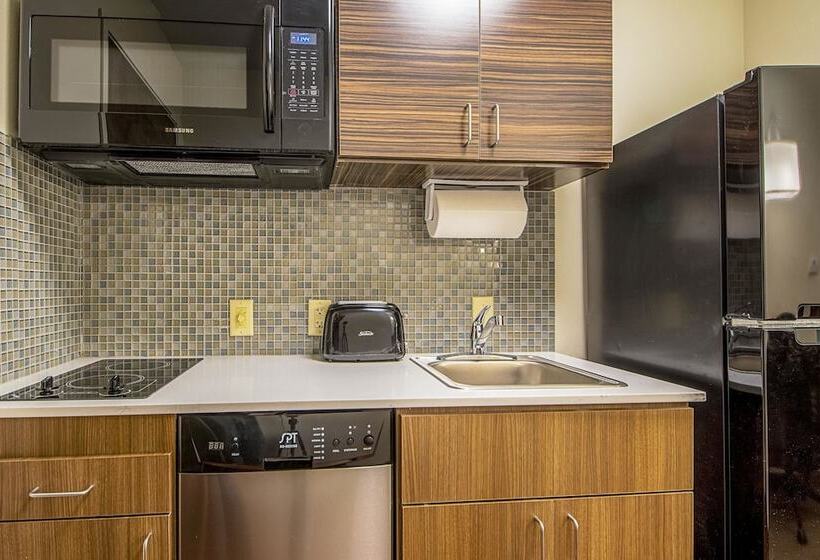 جناح, Mainstay Suites Geismar  Gonzales