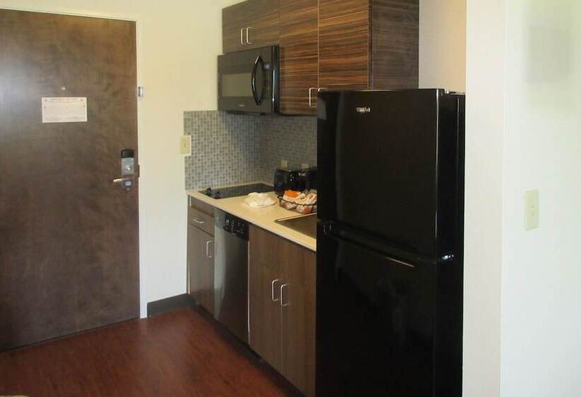 Люкс, Mainstay Suites Geismar  Gonzales
