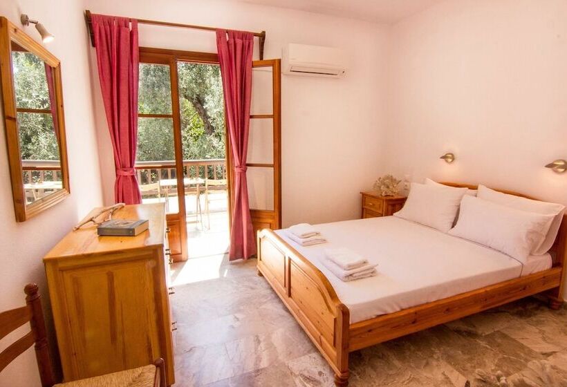 חדר סטנדרט עם טרסה, Naftilos Skiathos