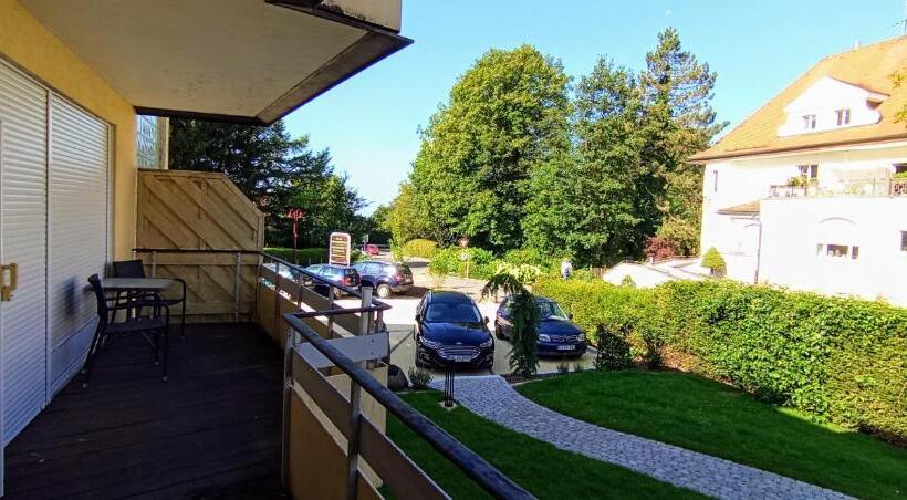 غرفة ديلوكس مزودة بشرفة, Berghotel Heiligenberg