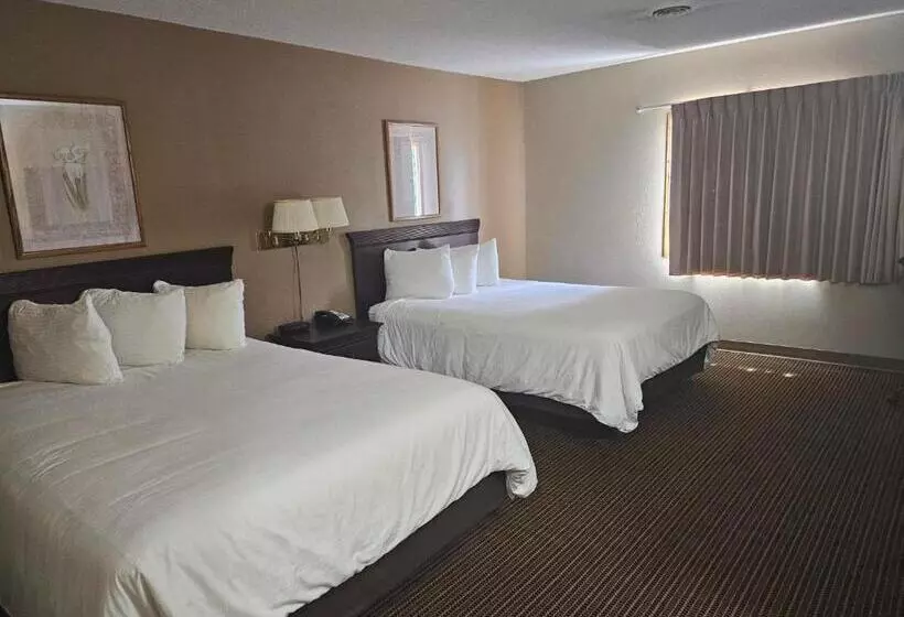 Standard-huone, Crookston Inn & Convention Center