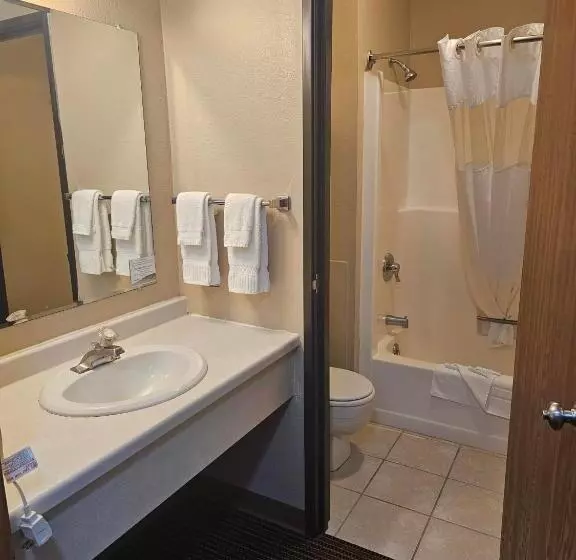 Standard-huone, Crookston Inn & Convention Center