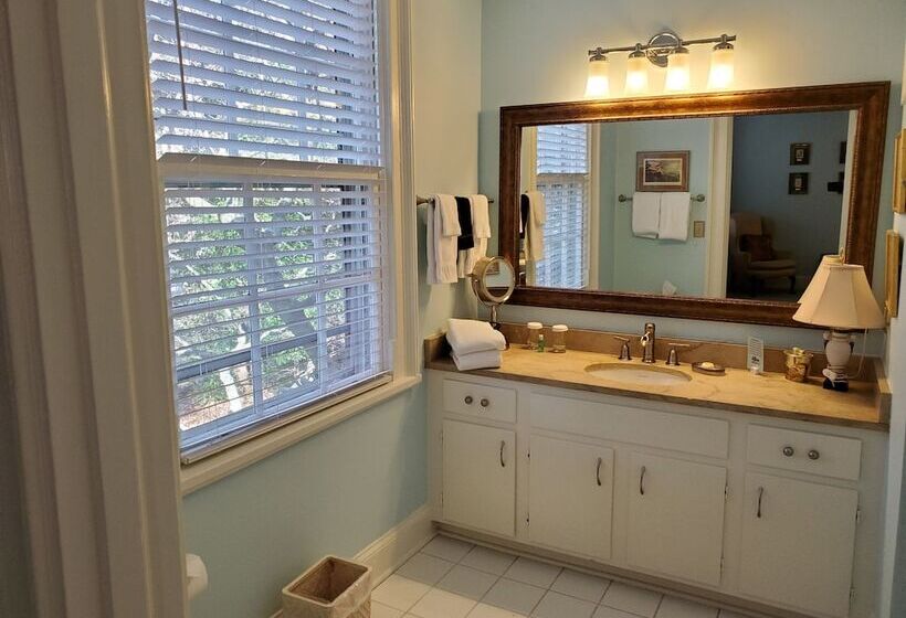 标准间, The Morehead Inn