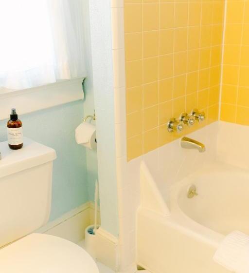 Номер Стандарт, The Morehead Inn