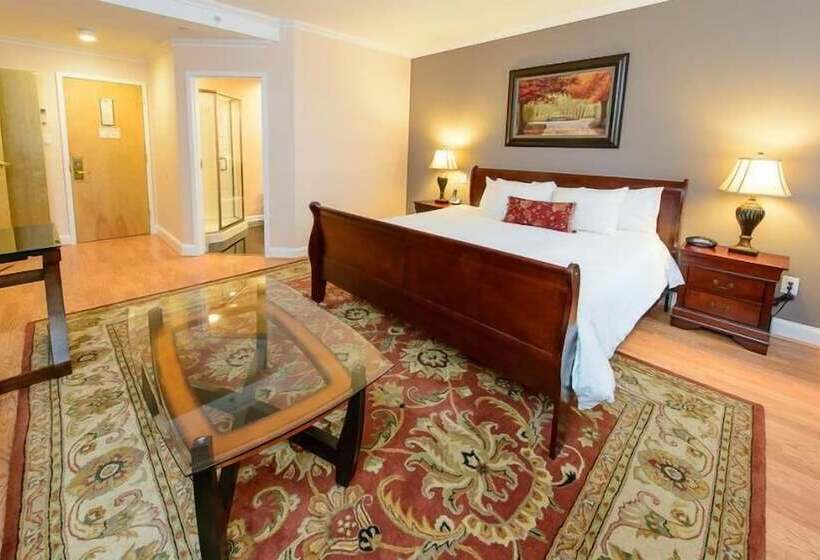 جناح, Norwalk Inn & Conference Center