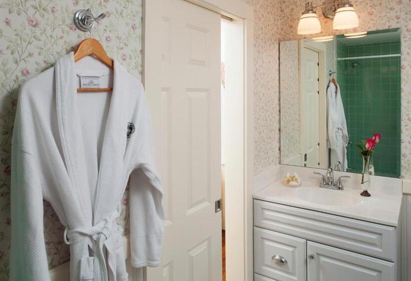 غرفة سوبيريور سرير كينج, Old Harbor Inn