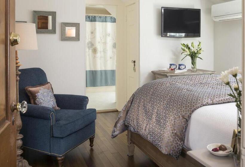 غرفة ديلوكس, Old Harbor Inn