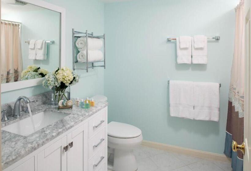 غرفة ديلوكس, Old Harbor Inn