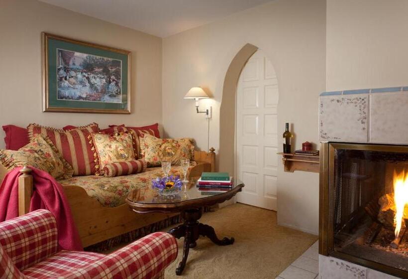 キングサイズベッドのスイートルーム, Old Monterey Inn