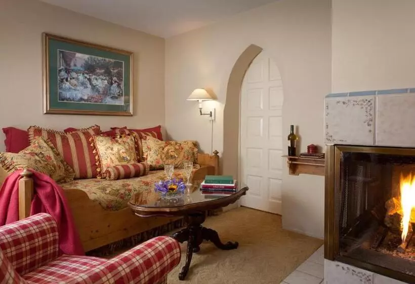 キングサイズベッドのスイートルーム, Old Monterey Inn