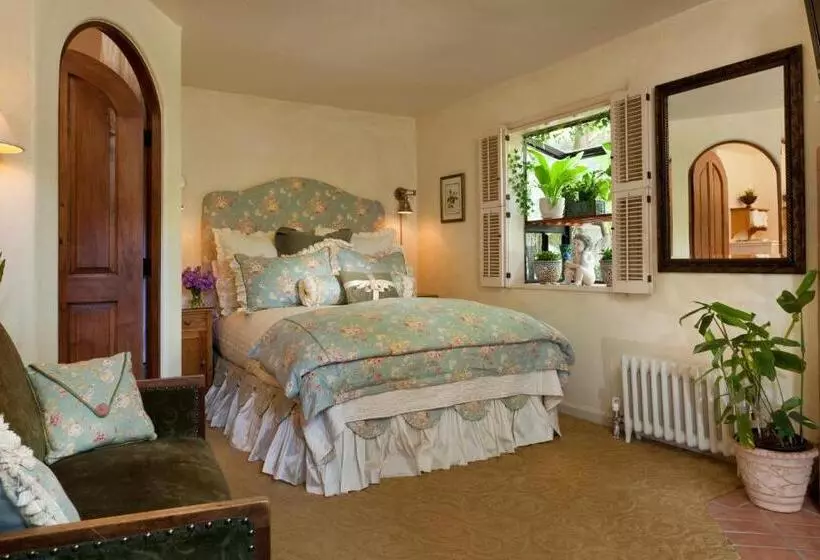 バスタブ付きスタンダードルーム, Old Monterey Inn