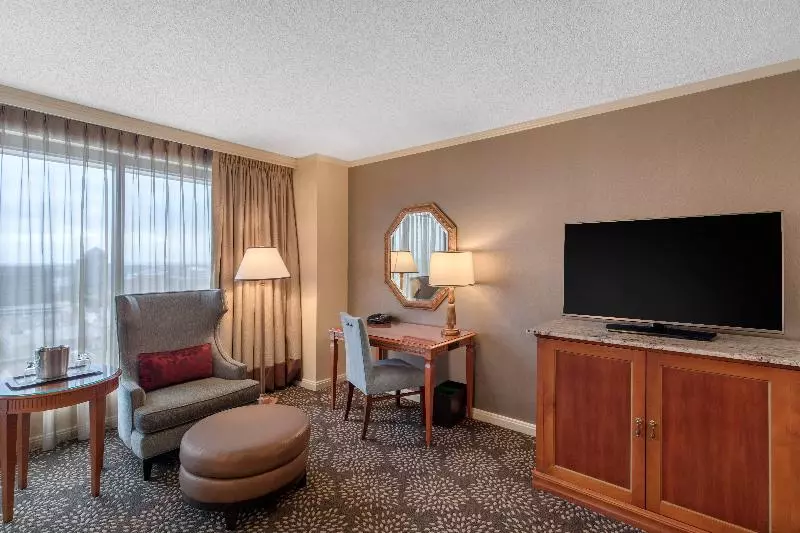 اتاق لوکس, Omni Las Colinas