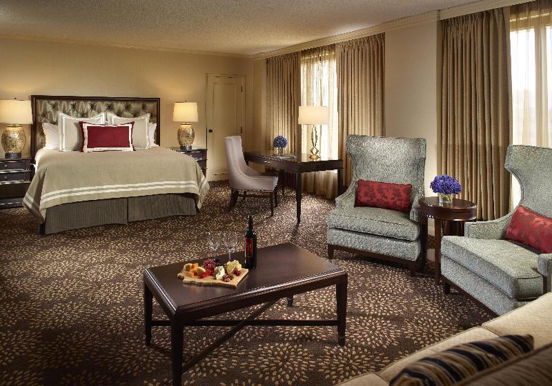 스위트 킹사이즈 침대, Omni Las Colinas