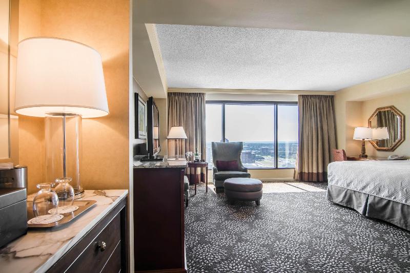 스탠다드 룸 킹사이즈 침대, Omni Las Colinas