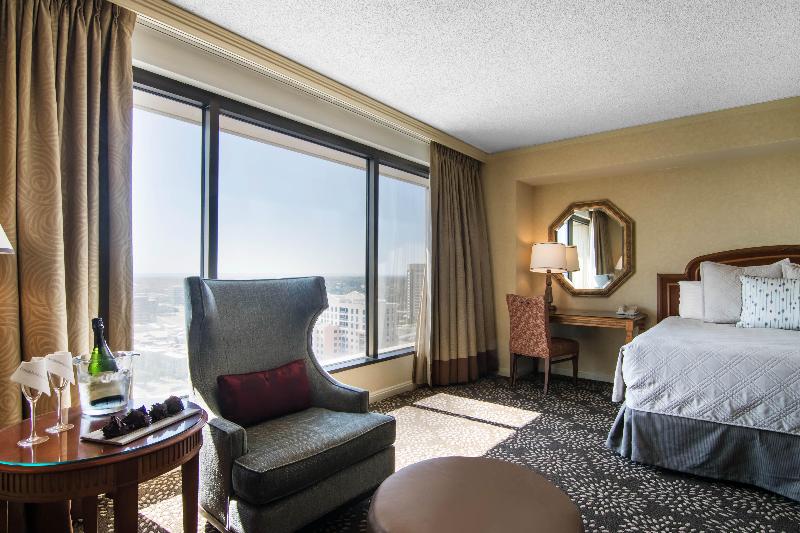 스탠다드 룸 킹사이즈 침대, Omni Las Colinas