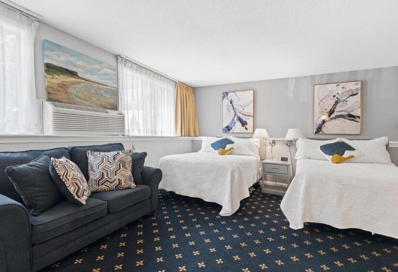 غرفة قياسية, The Niantic Inn