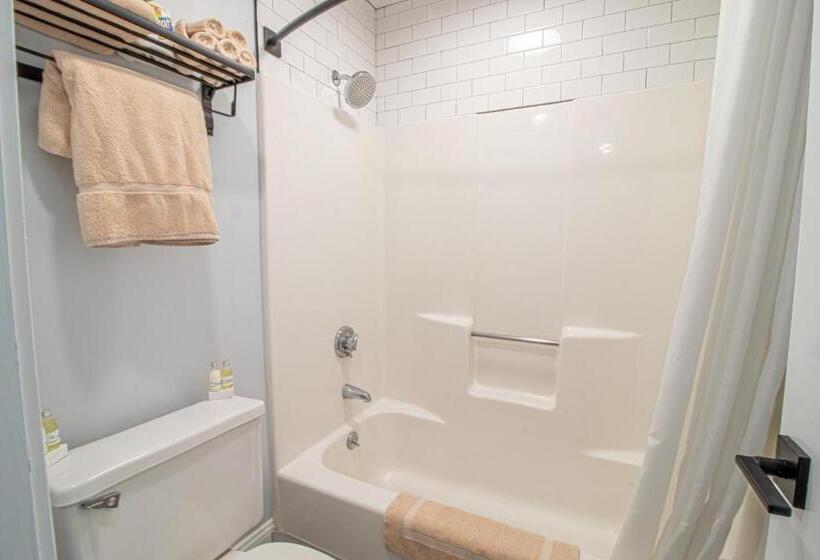 Номер Стандарт, The Niantic Inn