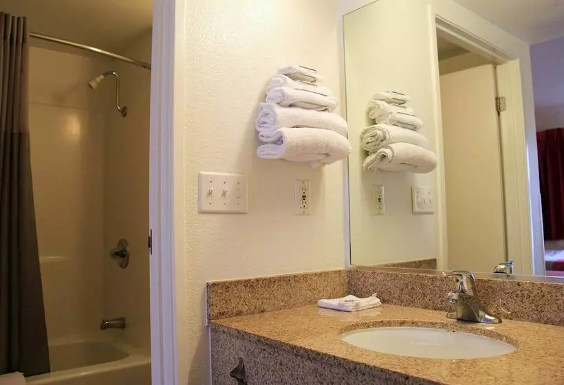 ２ダブルベッドのスタンダードルーム, Motel 6enfield, Ct  Hartford