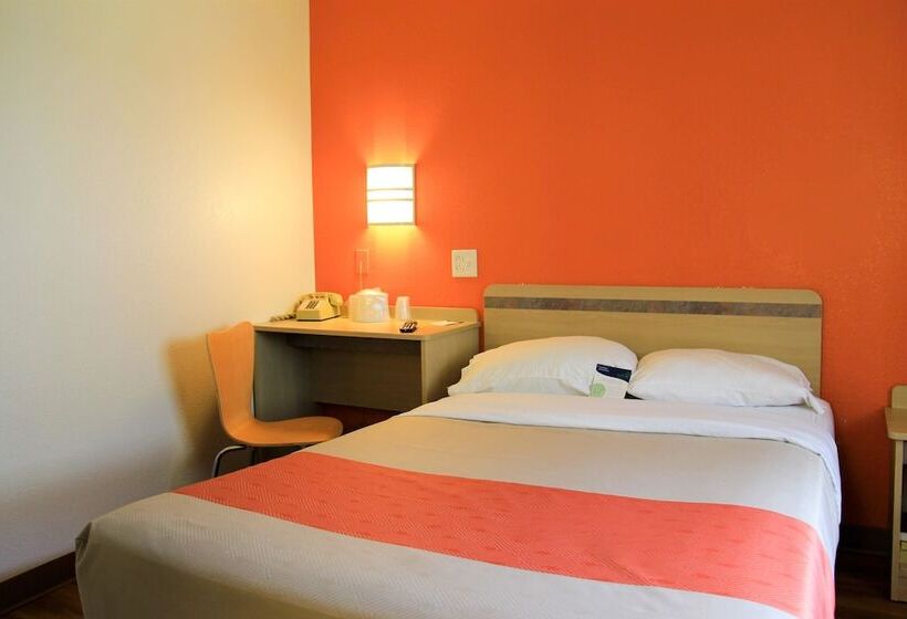 Номер Deluxe, Motel 6enfield, Ct  Hartford