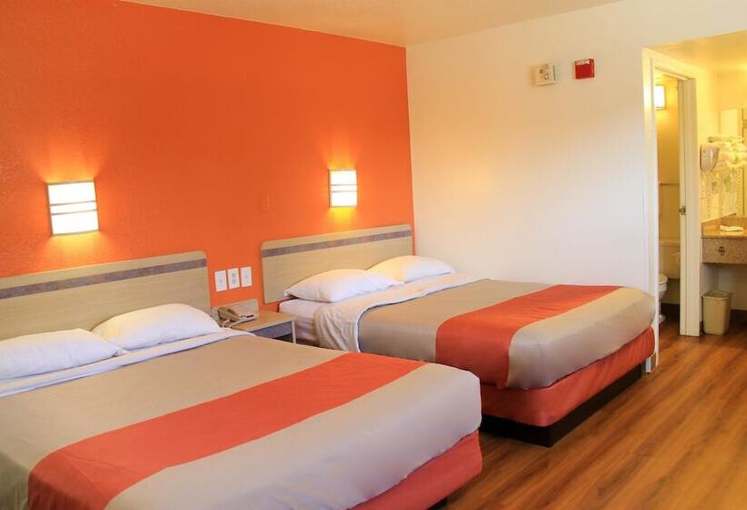 اتاق لوکس, Motel 6enfield, Ct  Hartford