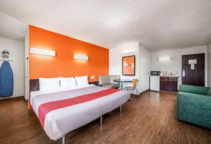 Люкс, The Ellsworth Hotel, Ascend Hotel Collection