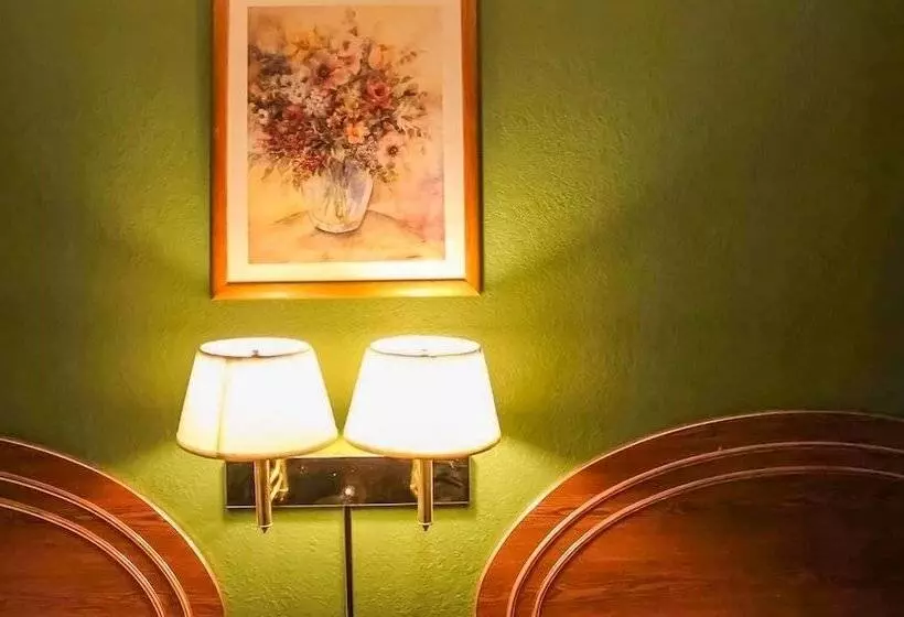 ２ダブルベッドのスタンダードルーム, Oakhill Inn And Suites