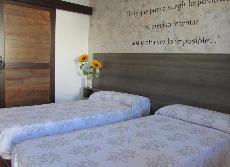 Номер Стандарт, Hostal Almagro