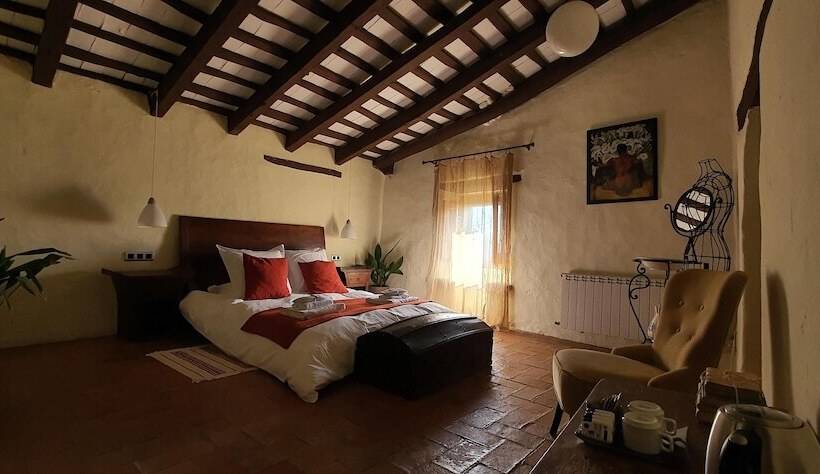 Люкс, Masia Can Bachs