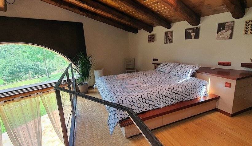 Хижина, Masia Can Bachs