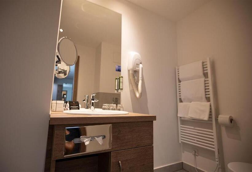 اتاق پریمیوم یک تخته, Elefant Family Business