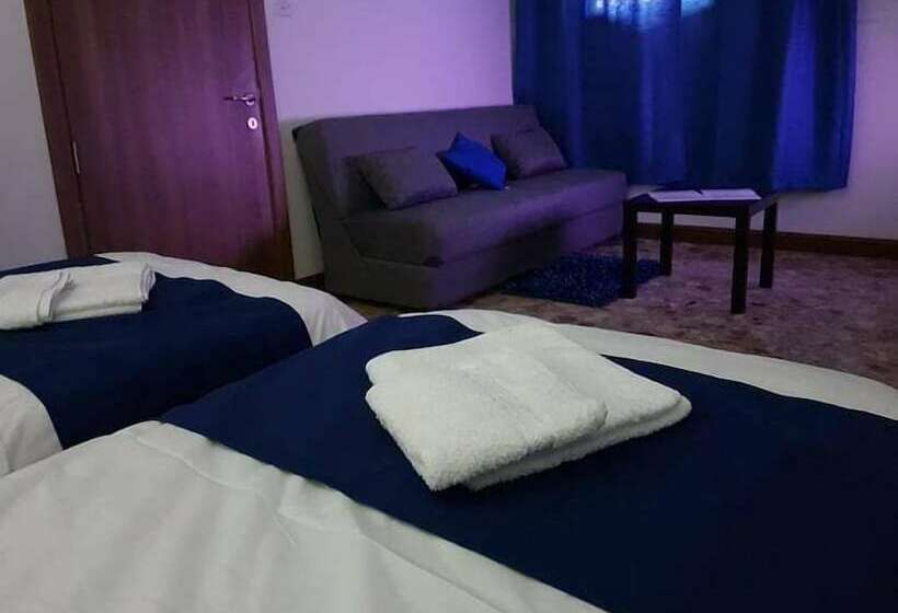 اتاق استاندارد سه نفره, Le Malte House St. Julians