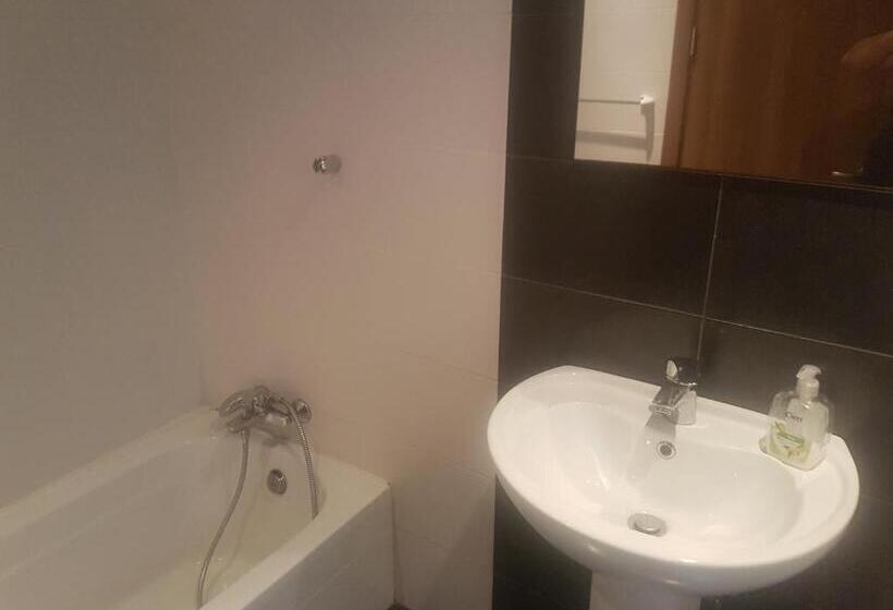 اتاق استاندارد سه نفره, Le Malte House St. Julians
