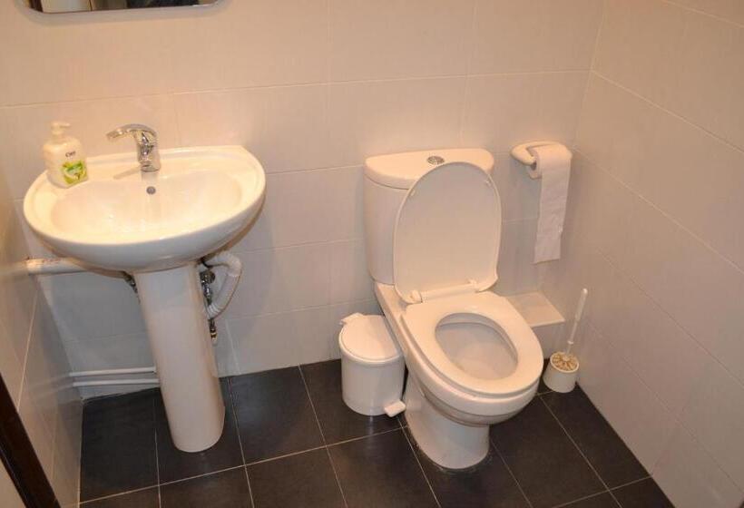 اتاق استاندارد چهار تخته با چشم‌انداز دریا, Le Malte House St. Julians