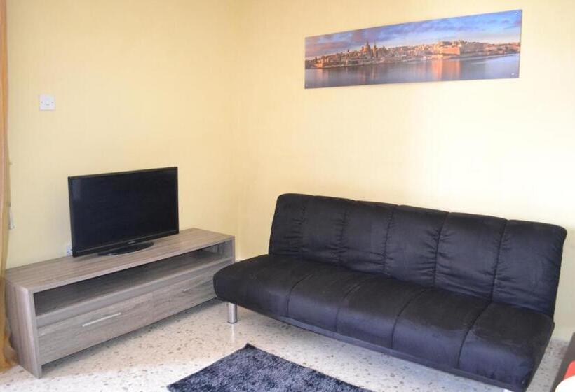 اتاق استاندارد چهار تخته با چشم‌انداز دریا, Le Malte House St. Julians