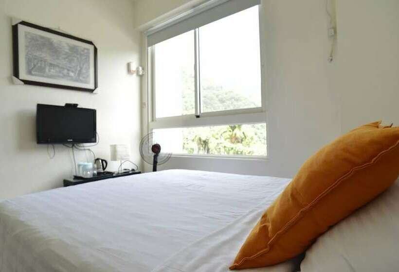 اتاق اکونومی با تخت دوبل, The Rippling Vale Masion Of Hot Spring