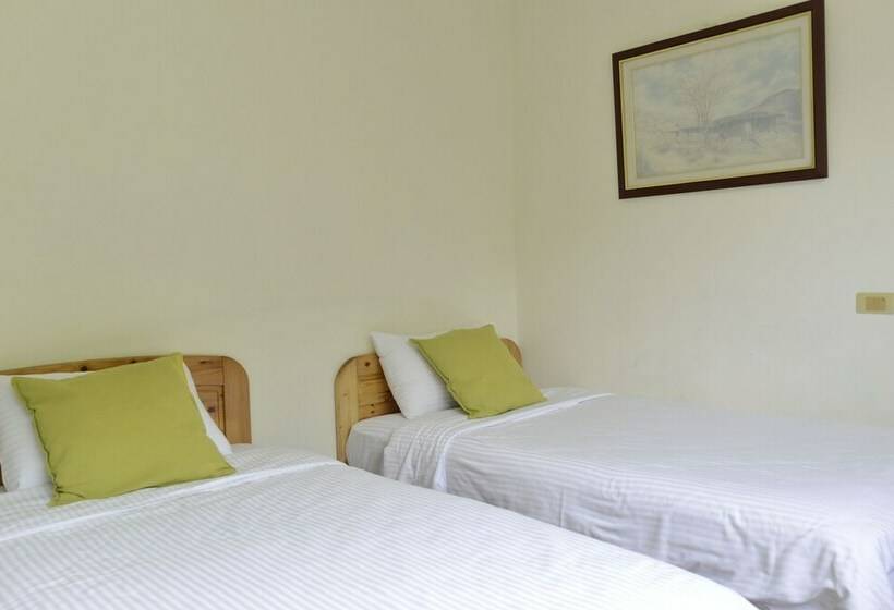 اتاق اکونومی با تخت دوبل, The Rippling Vale Masion Of Hot Spring