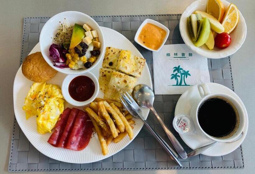 اتاق خانوادگی با چشمانداز باغ, 墾丁椰林 海灘文旅