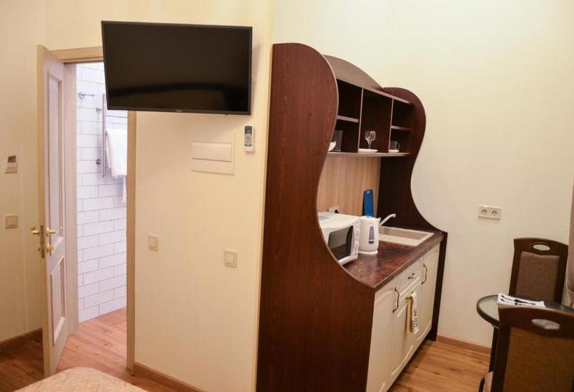 اتاق استاندارد, Apartment Nr. 8