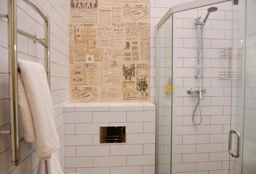 اتاق استاندارد, Apartment Nr. 8