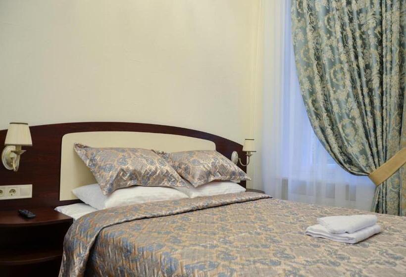 سوئیت با بالکن, Apartment Nr. 8