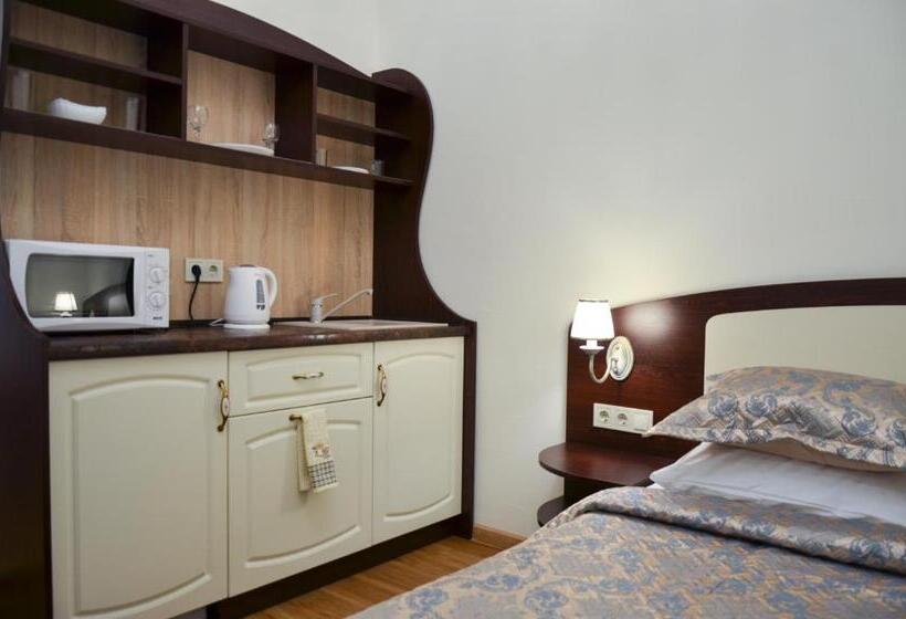 اتاق لوکس با بالکن, Apartment Nr. 8