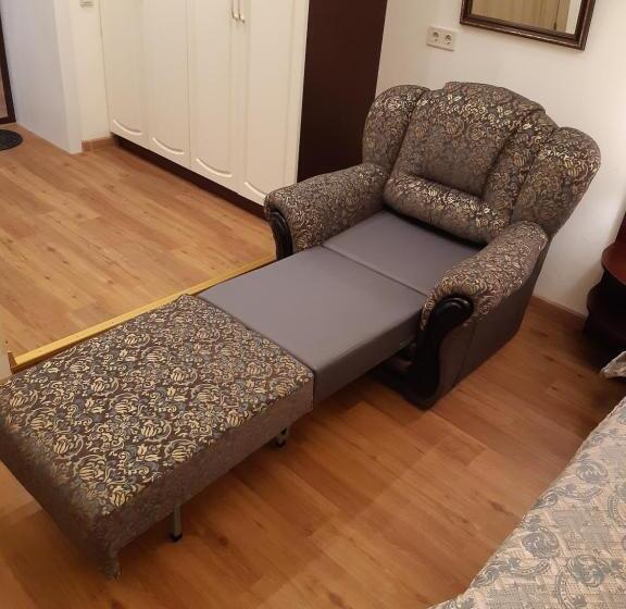 سوئیت با بالکن, Apartment Nr. 8